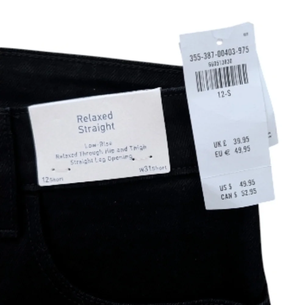 Hollister Low-Rise Relaxed Straight Black Jeans Size 12 Short New - Picture 3 of 4
